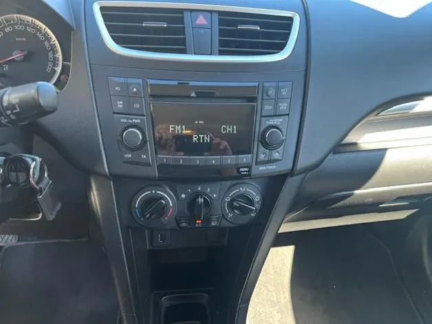Suzuki Swift 1.2i 16V PizSulai 4x4