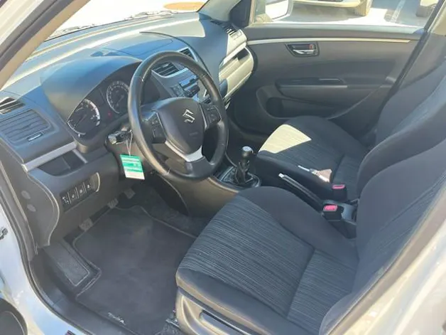 Suzuki Swift 1.2i 16V PizSulai 4x4
