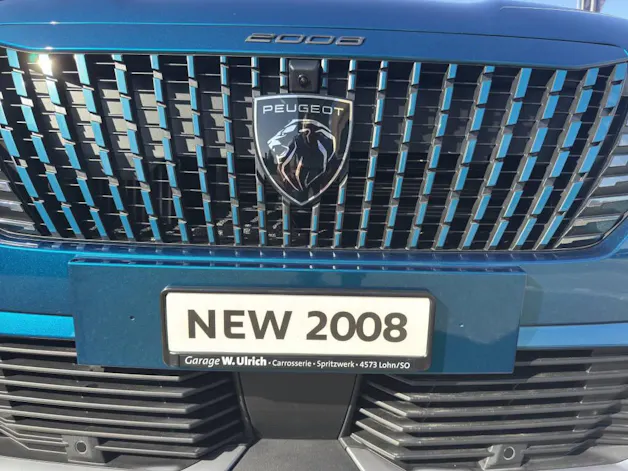 PEUGEOT 2008 1.2 Hybrid 145 GT