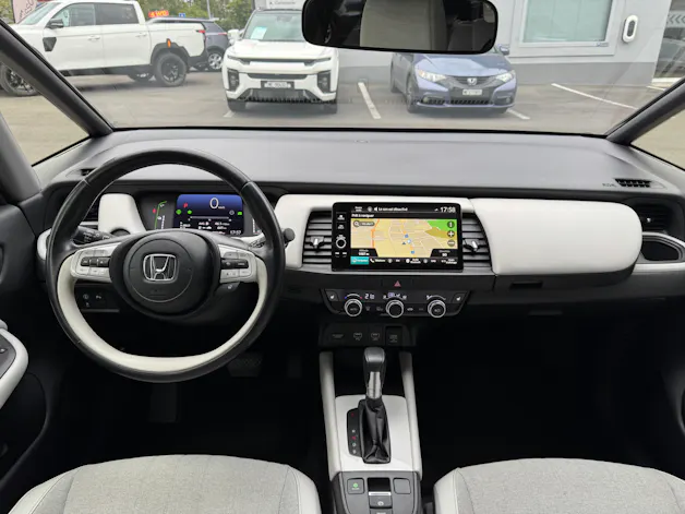 HONDA Jazz 1.5i-MMD Executive E-CVT