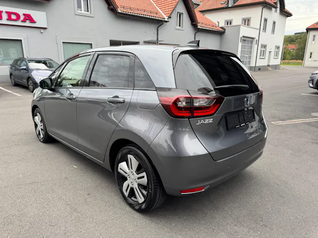 HONDA Jazz 1.5i-MMD Executive E-CVT