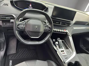 PEUGEOT 3008 1.2 PureTech Allure Pack EAT8