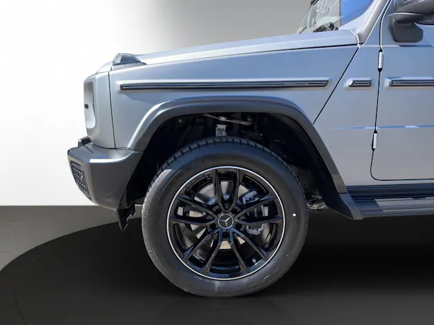 MERCEDES-BENZ G 500 9G-Tronic