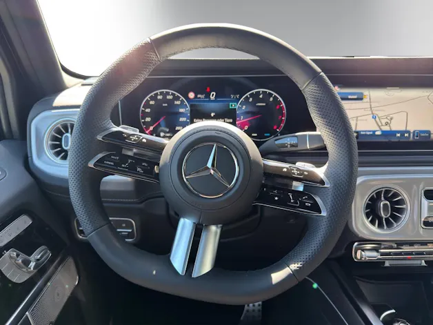 MERCEDES-BENZ G 500 9G-Tronic