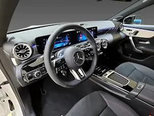 MERCEDES-BENZ A 35 4Matic