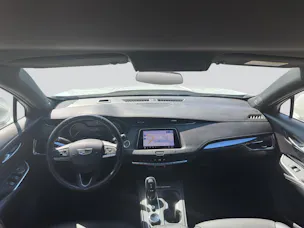 CADILLAC XT4 350T 2.0 Luxury AWD Automat