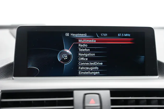 BMW M235i xDrive Steptronic *Carbon* *CH-Fahrzeug*