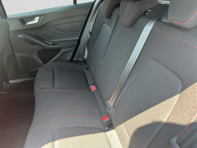 FORD Focus 1.5 TDCi EcoBlue ST-Line Automatic