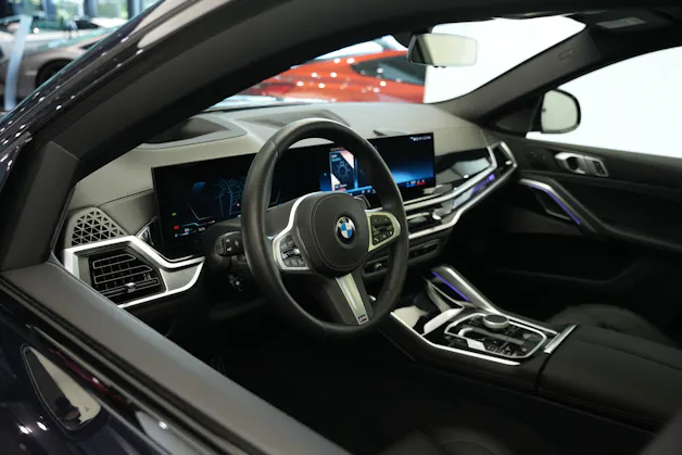 BMW X6 xDrive 48V 40d M Sport Steptronic *Integral Lenkung* *AHK* *Iconic Glow*