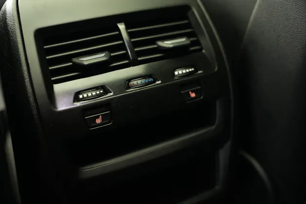 BMW X6 xDrive 48V 40d M Sport Steptronic *Integral Lenkung* *AHK* *Iconic Glow*