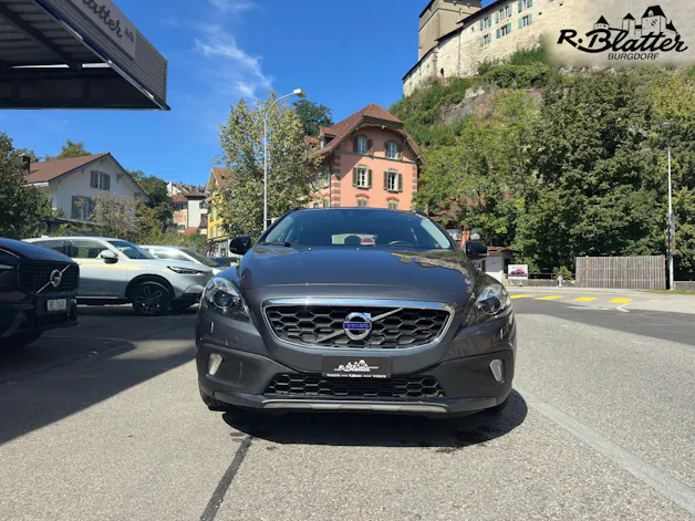 VOLVO V40 Cross Country T4 2.0 AWD Momentum Geartronic