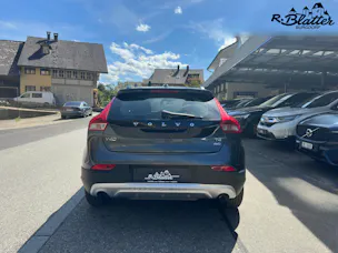 VOLVO V40 Cross Country T4 2.0 AWD Momentum Geartronic