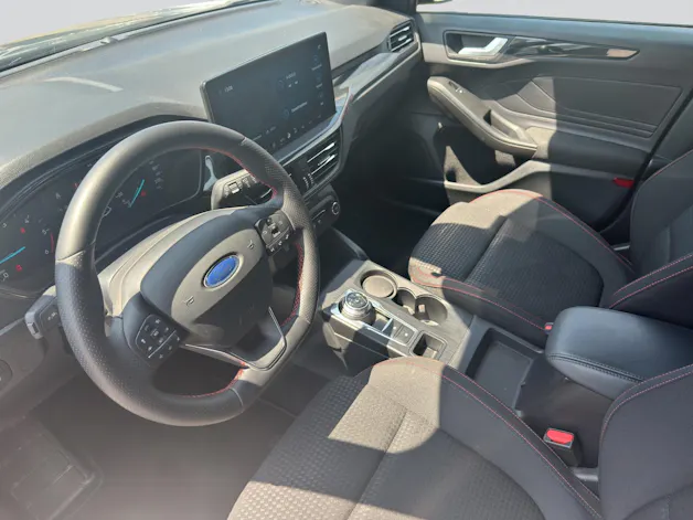 FORD Focus 1.5 TDCi EcoBlue ST-Line Automatic