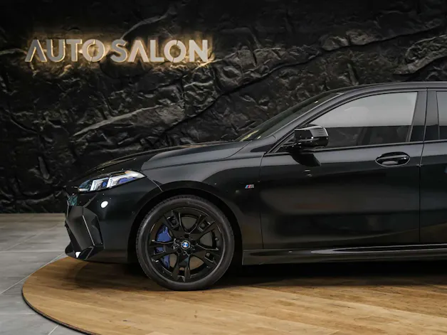 BMW M135i xDrive *Werksgarantie*Harman/Kardon*360° Kamera*