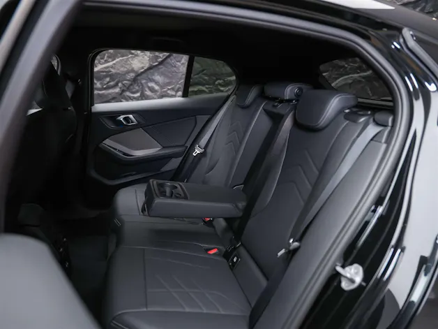 BMW M135i xDrive *Werksgarantie*Harman/Kardon*360° Kamera*