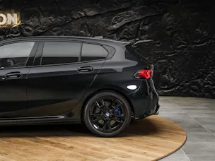 BMW M135i xDrive *Werksgarantie*Harman/Kardon*360° Kamera*