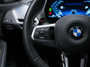 BMW M135i xDrive *Werksgarantie*Harman/Kardon*360° Kamera*
