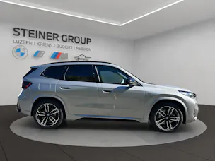 BMW iX1 xDrive 30 M Sport