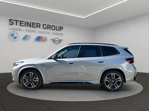 BMW iX1 xDrive 30 M Sport