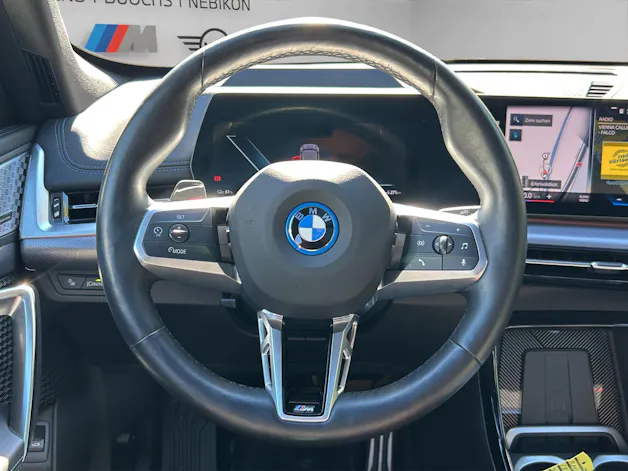 BMW iX1 xDrive 30 M Sport