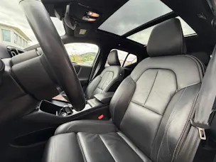 VOLVO XC40 P8 Twin Pro AWD SOH 92% ***Anhängerkupplung 1500Kg***