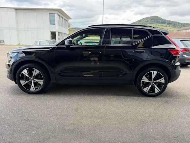 VOLVO XC40 P8 Twin Pro AWD SOH 92% ***Anhängerkupplung 1500Kg***
