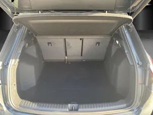 AUDI Q4 e-tron SUV quattro performance Swiss Ski