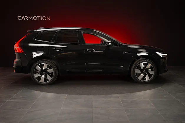 VOLVO XC60 2.0 T8 TE Plus Dark eAWD / Panorama / 360°Kamera / Harman/Kardon