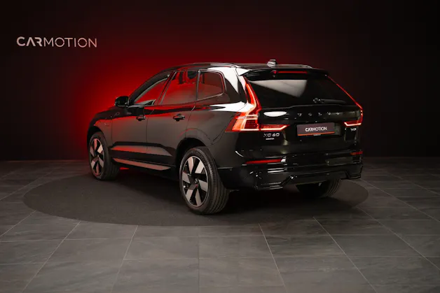 VOLVO XC60 2.0 T8 TE Plus Dark eAWD / Panorama / 360°Kamera / Harman/Kardon
