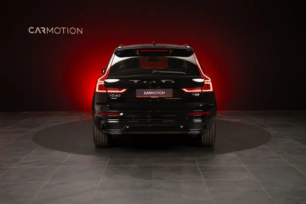 VOLVO XC60 2.0 T8 TE Plus Dark eAWD / Panorama / 360°Kamera / Harman/Kardon