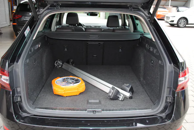 SKODA Superb Combi 2.0 TDi L&K 4x4 DSG