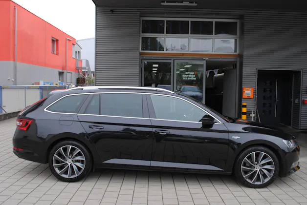 SKODA Superb Combi 2.0 TDi L&K 4x4 DSG