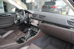 SKODA Superb Combi 2.0 TDi L&K 4x4 DSG