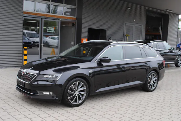 SKODA Superb Combi 2.0 TDi L&K 4x4 DSG