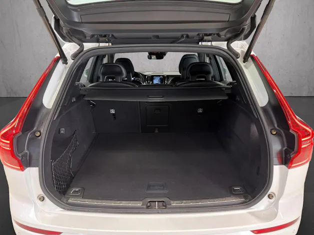 VOLVO XC60 2.0 T6 R-Design AWD