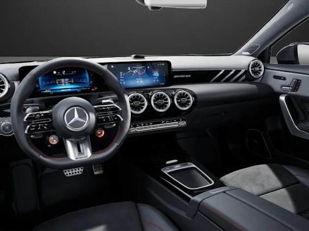 MERCEDES-BENZ A AMG 35 4Matic 8G-DCT