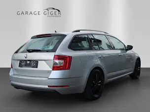 SKODA Octavia Combi 2.0 TSI Ambition 4x4 DSG