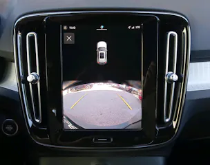 VOLVO XC40 2.0 B3 MH Core