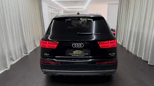 AUDI Q7 45 TDI quattro tiptronic
