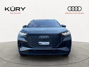 AUDI Q4 50 e-tron quattro 299PS