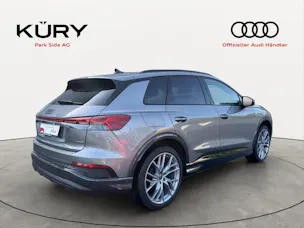 AUDI Q4 50 e-tron quattro 299PS