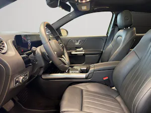 MERCEDES-BENZ GLA 250 4Matic Progressive 8G-DCT