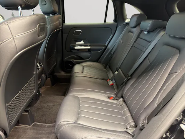 MERCEDES-BENZ GLA 250 4Matic Progressive 8G-DCT