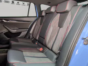SKODA Octavia Combi 2.0 TSI DSG RS 30 Years Edition