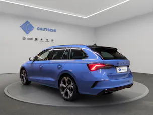 SKODA Octavia Combi 2.0 TSI DSG RS 30 Years Edition