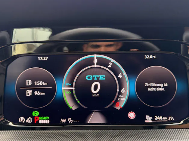 VW Golf 1.5 TSI DSG eHybrid 272 PS GTE *** 360 GRAD KAMERA & HEAD-UP DISPLAY ***