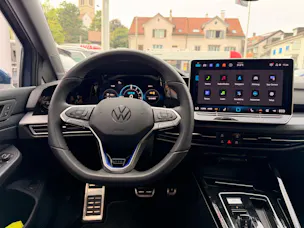 VW Golf 1.5 TSI DSG eHybrid 272 PS GTE *** 360 GRAD KAMERA & HEAD-UP DISPLAY ***