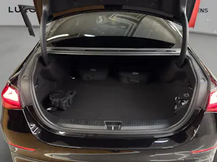 MERCEDES-BENZ E 53 AMG Hybrid 4M / DISTRONIC / 360 Grad Kamera / Panorama-Dach