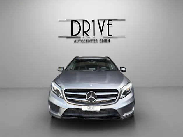 MERCEDES-BENZ GLA 250 AMG Line 4Matic 7G-DCT