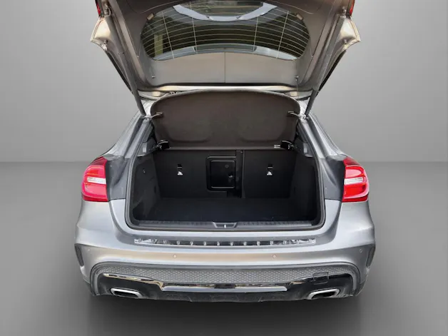 MERCEDES-BENZ GLA 250 AMG Line 4Matic 7G-DCT